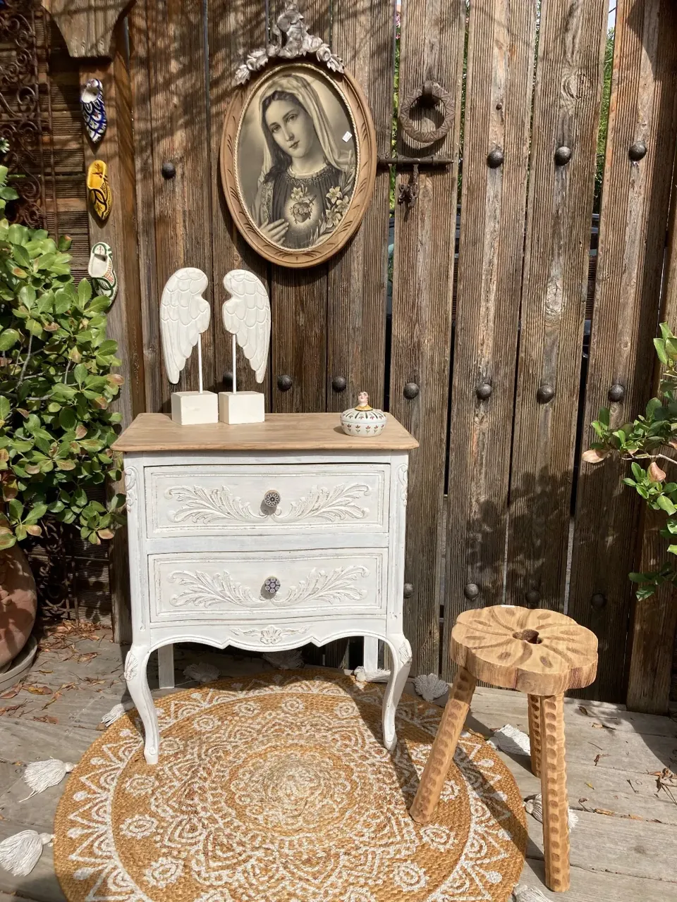Adorable petite commode ou console blanc patiné  meuble vintage relooke en bois massif