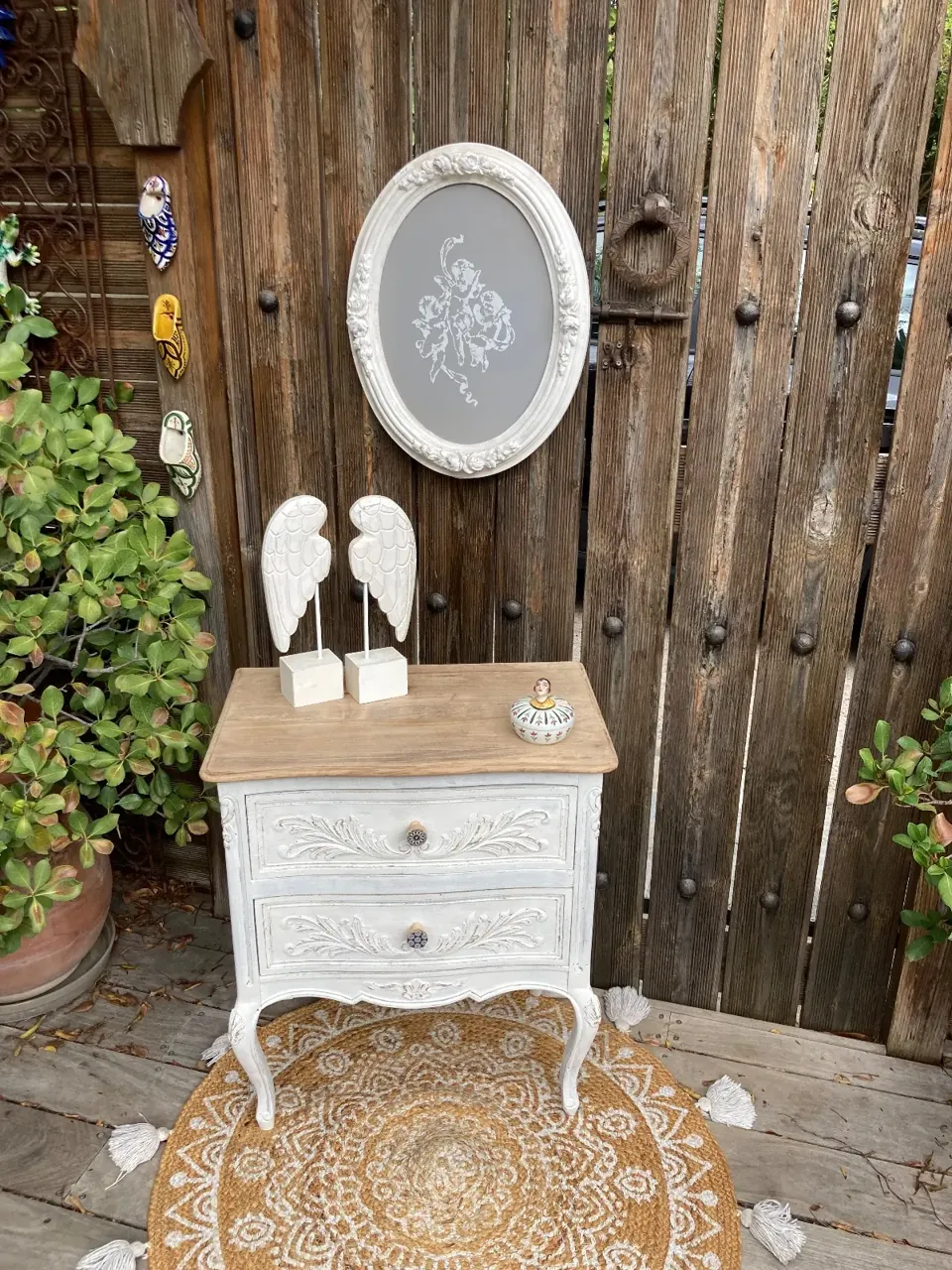 Adorable petite commode ou console blanc patiné  meuble vintage relooke en bois massif