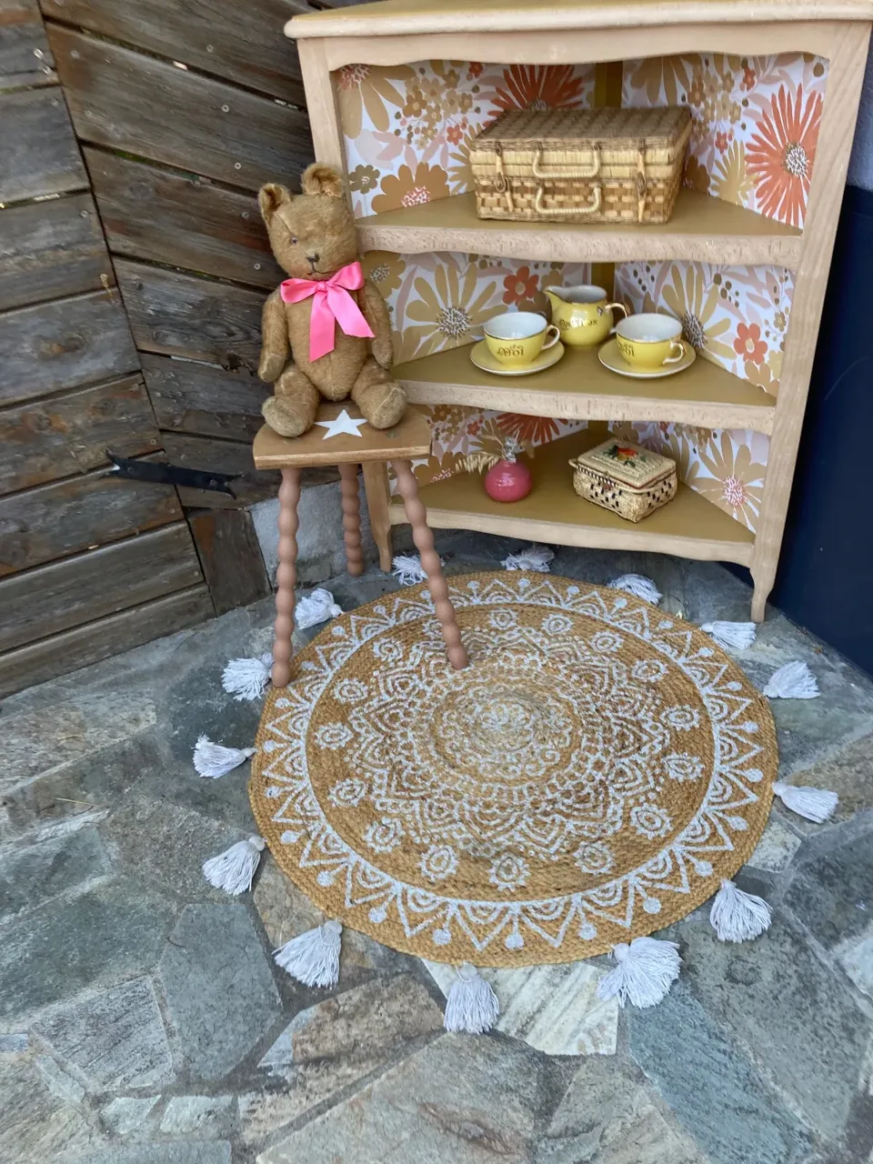 Bibus d angle rare !!! Relooke curry papier fleurs 🌸  meuble vintage relooke en bois massif