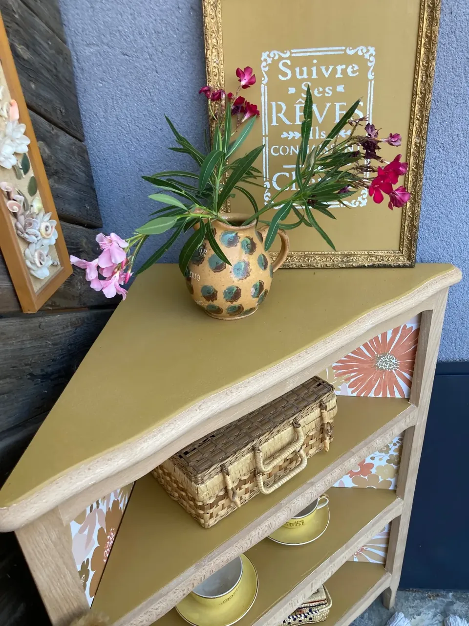 Bibus d angle rare !!! Relooke curry papier fleurs 🌸  meuble vintage relooke en bois massif