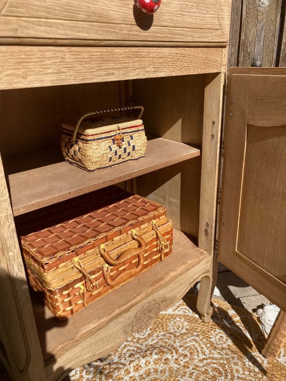 Joli buffet confiturier CHENE MASSIF ! Superbe  meuble vintage relooke en bois massif