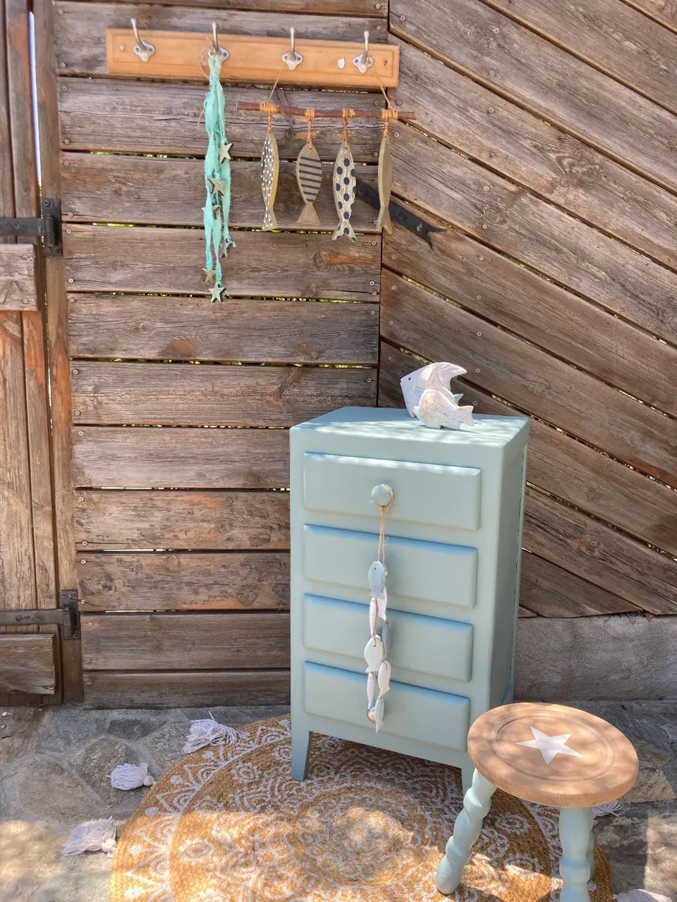 Petit chiffonnier vintage années 50/ peint vert  meuble vintage relooke en bois massif