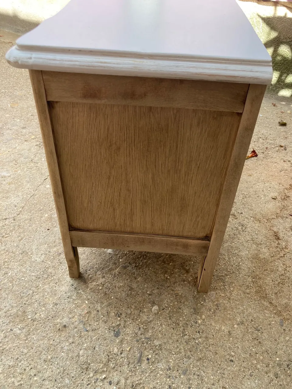 Petit coffre à jouets 🧸 vintage bois brut et coeur  meuble vintage relooke en bois massif