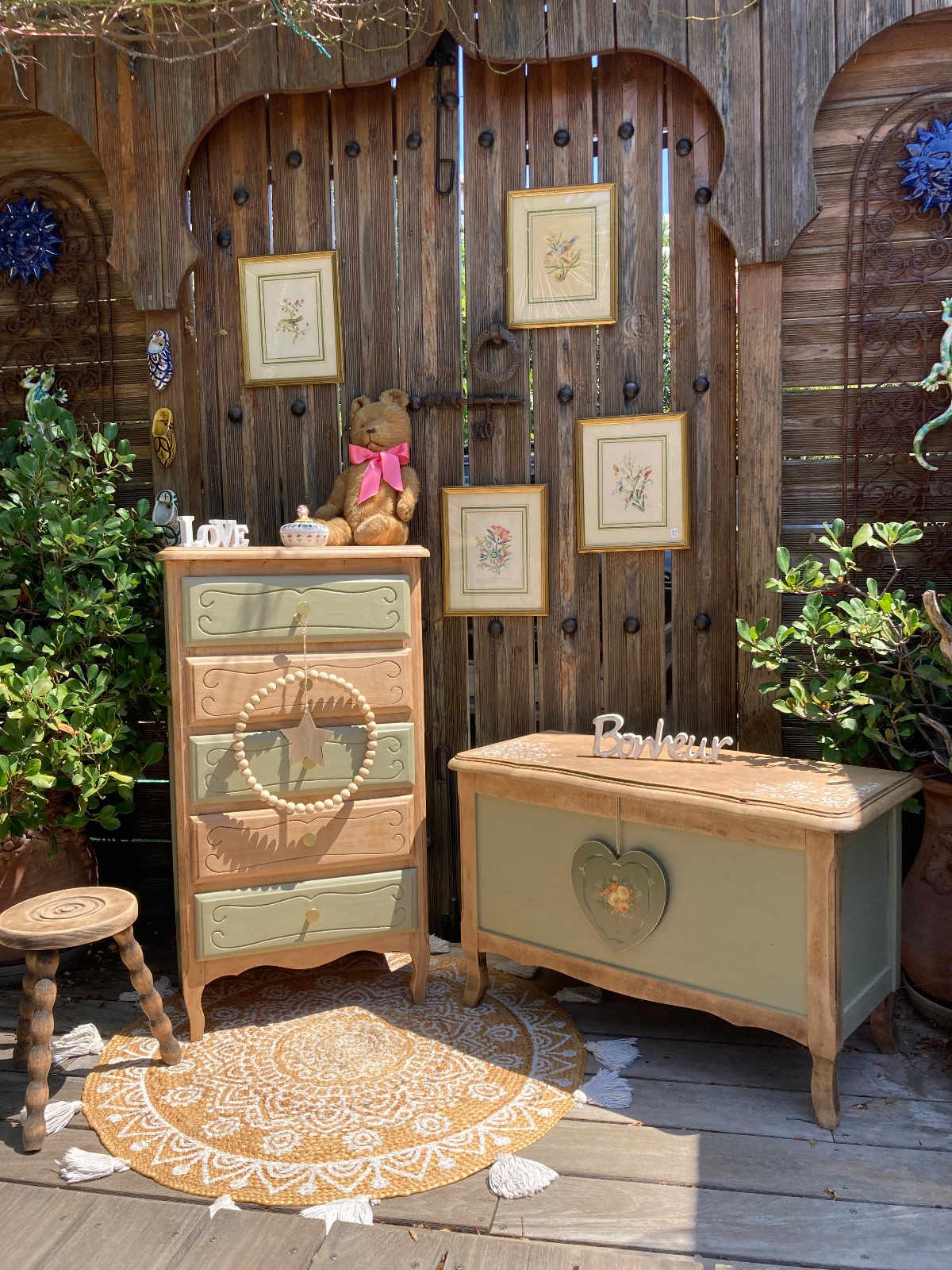 Coffre à jouets 🧸 vintage kaki bois/ coeur slave  meuble vintage relooke en bois massif