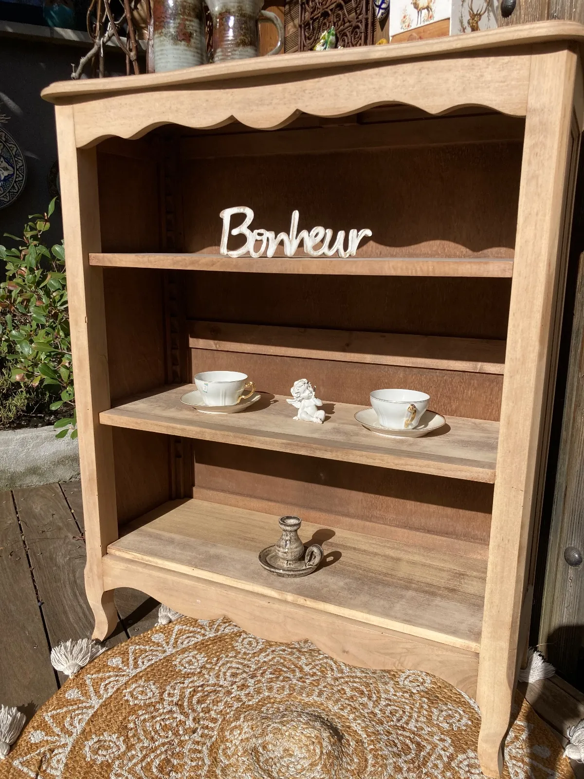 Joli bibus noyer brut/ top qualité étagères amovibles  meuble vintage relooke en bois massif